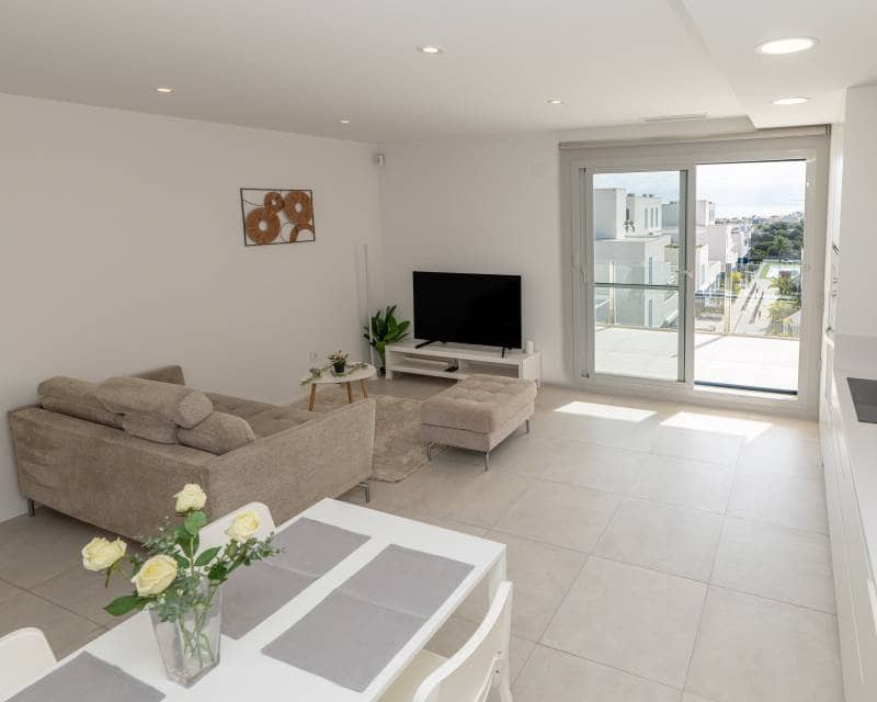 1 chambre Penthouse à vendre à Playa Flamenca avec piscine - 235 000 € (Ref: 10021226)