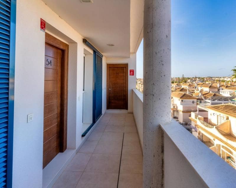 1 chambre Penthouse à vendre à Playa Flamenca avec piscine - 235 000 € (Ref: 10021226)