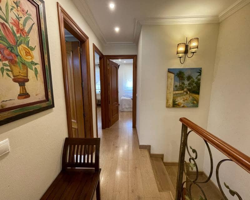 4 bedroom Townhouse for sale in Elche / Elx with pool garage - € 452,000 (Ref: 10021408)