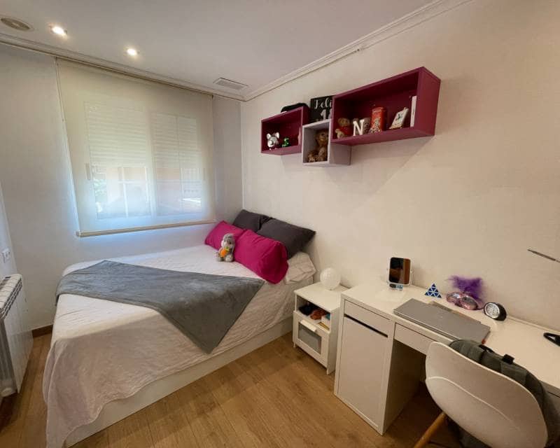 4 bedroom Townhouse for sale in Elche / Elx with pool garage - € 452,000 (Ref: 10021408)