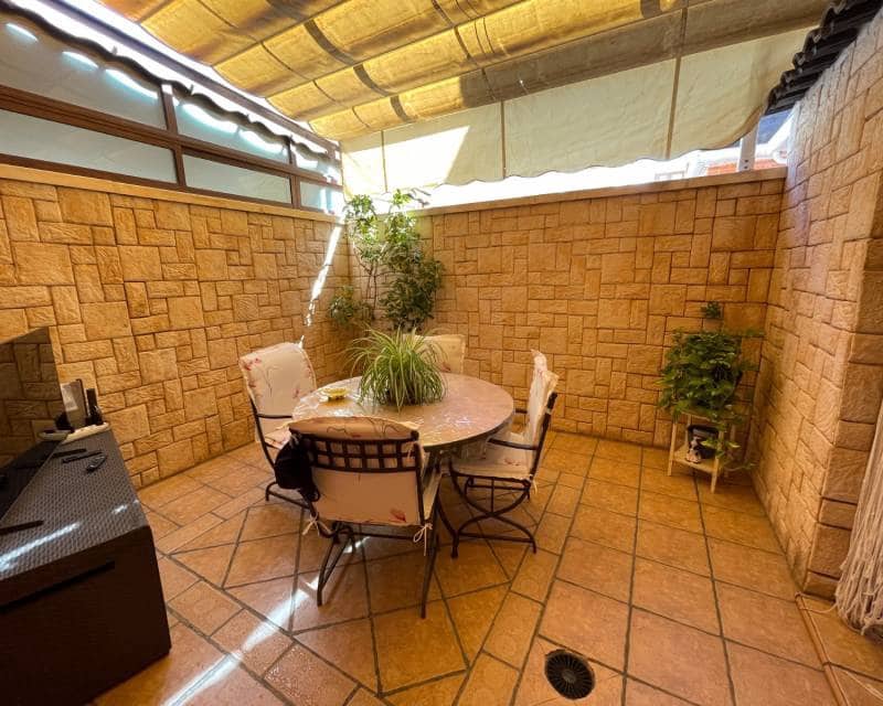 4 bedroom Townhouse for sale in Elche / Elx with pool garage - € 452,000 (Ref: 10021408)