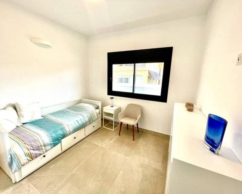 3 sypialnia Apartament na sprzedaż w Benijofar z basenem garażem - 329 900 € (Ref: 10021409)