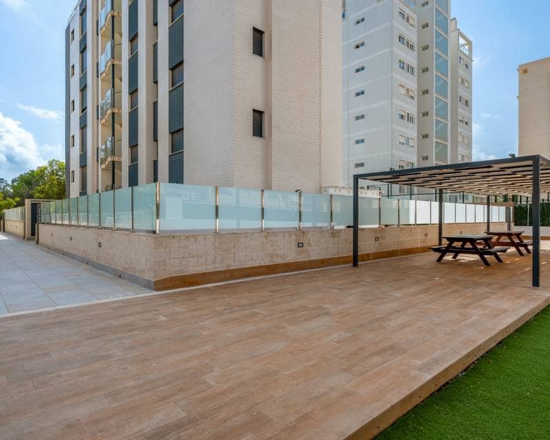 Apartamento de 3 habitaciones en Guardamar del Segura en venta con piscina - 379.000 € (Ref: 10021410)