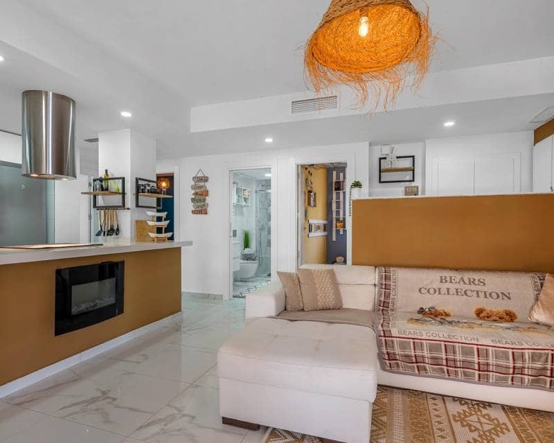 Apartamento de 3 habitaciones en Guardamar del Segura en venta con piscina - 379.000 € (Ref: 10021410)