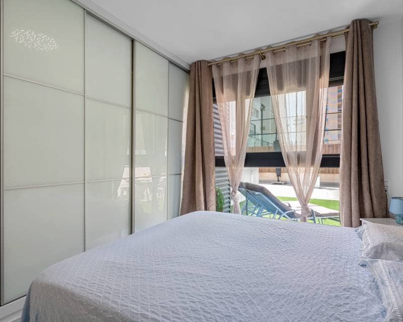 Apartamento de 3 habitaciones en Guardamar del Segura en venta con piscina - 379.000 € (Ref: 10021410)