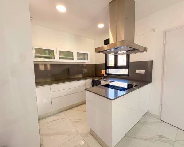 3 camera da letto Villa in vendita in Polop con piscina garage - 400.000 € (Rif: 10021412)