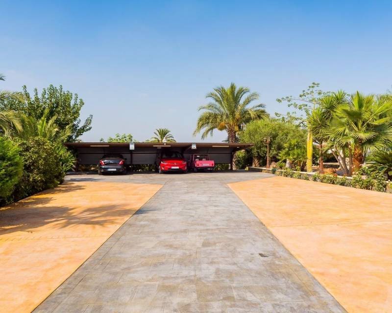 5 bedroom Finca/Country House for sale in Almoradi with pool garage - € 1,300,000 (Ref: 10021578)