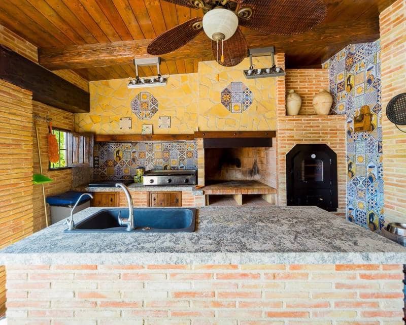 5 bedroom Finca/Country House for sale in Almoradi with pool garage - € 1,300,000 (Ref: 10021578)