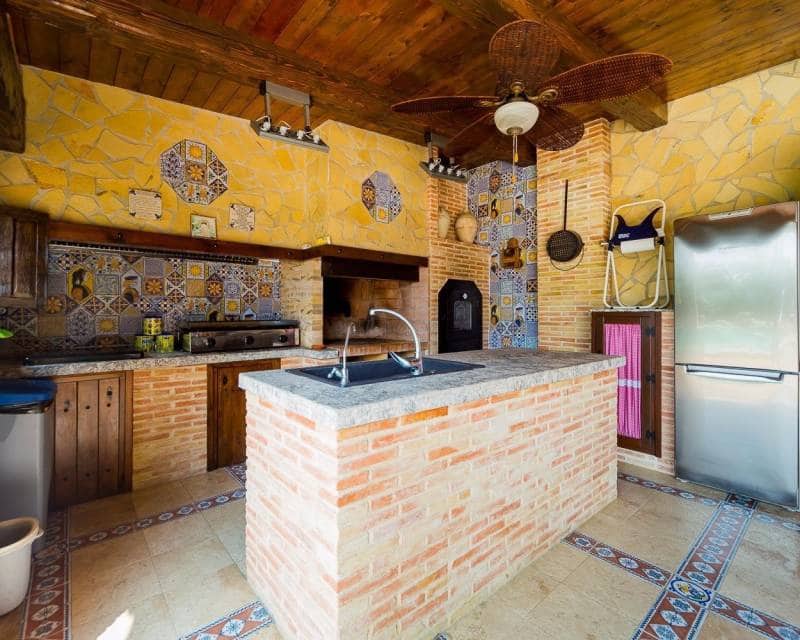 5 bedroom Finca/Country House for sale in Almoradi with pool garage - € 1,300,000 (Ref: 10021578)