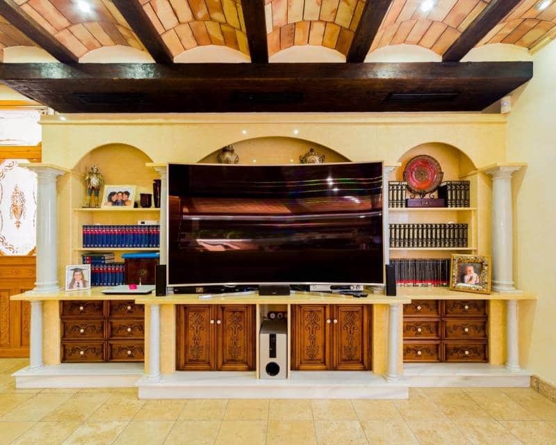 5 bedroom Finca/Country House for sale in Almoradi with pool garage - € 1,300,000 (Ref: 10021578)