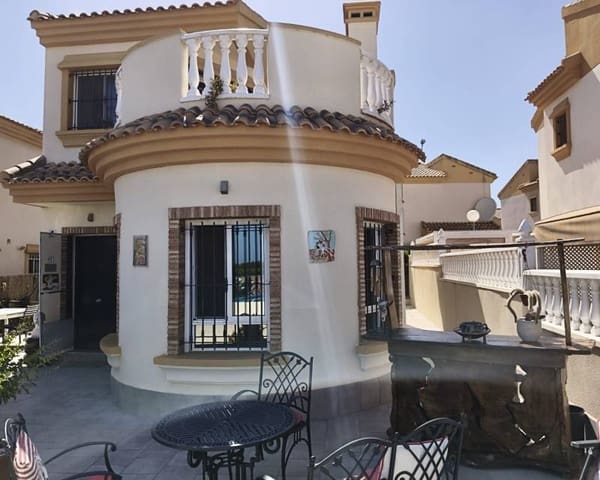 3 camera da letto Villa in vendita in El Raso, Guardamar del Segura con piscina - 350.000 € (Rif: 10021671)