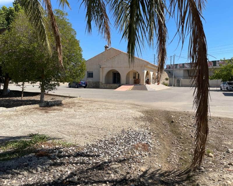 3 Zimmer Villa zu verkaufen in Crevillente / Crevillent mit Garage - 299.000 € (Ref: 10021774)