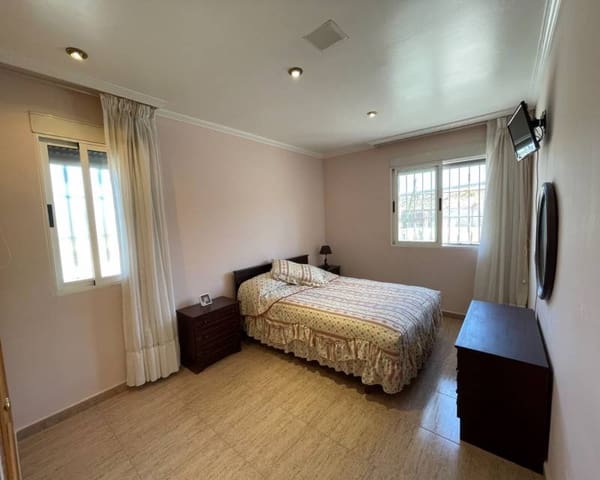 3 Zimmer Villa zu verkaufen in Crevillente / Crevillent mit Garage - 299.000 € (Ref: 10021774)