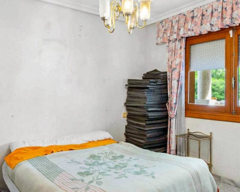 8 quarto Moradia para venda em Los Balcones com piscina - 550 000 € (Ref: 10023175)