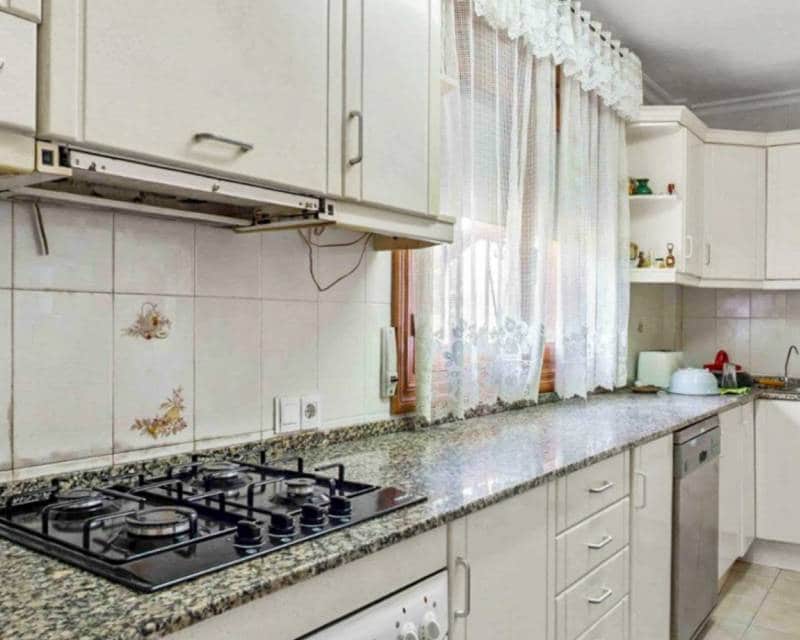 8 quarto Moradia para venda em Los Balcones com piscina - 550 000 € (Ref: 10023175)