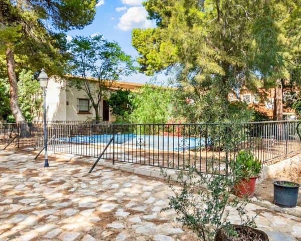 8 quarto Moradia para venda em Los Balcones com piscina - 550 000 € (Ref: 10023175)