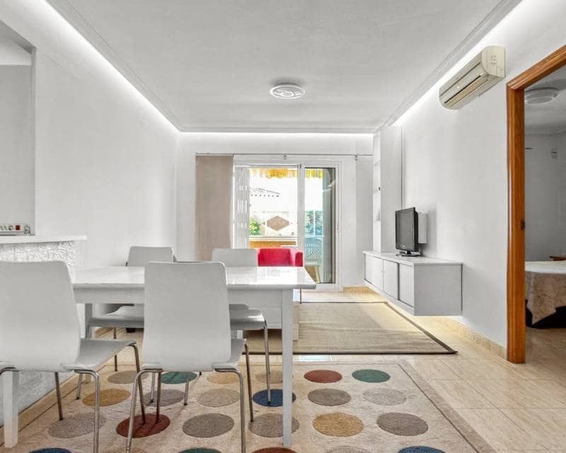 3 soveværelse Lejlighed til salg i Playa Flamenca med swimmingpool - € 339.000 (Ref: 10023177)