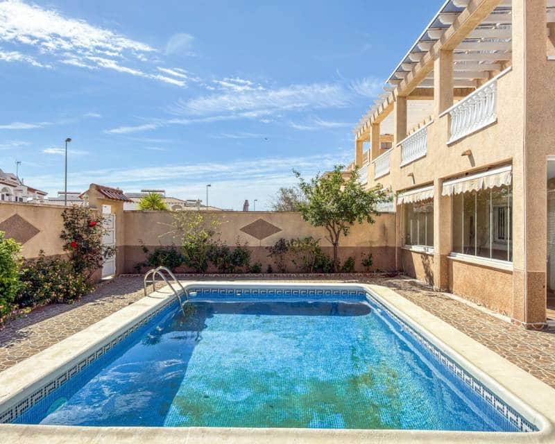 3 soveværelse Lejlighed til salg i Playa Flamenca med swimmingpool - € 339.000 (Ref: 10023177)