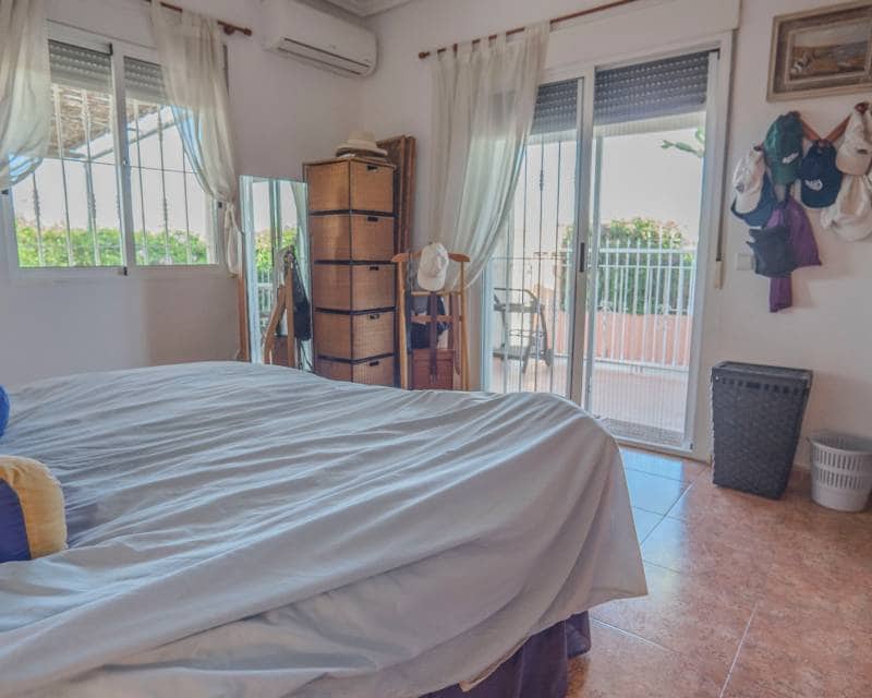 3 slaapkamer Finca/Landhuis te koop in San Bartolome met zwembad - € 350.000 (Ref: 10023179)