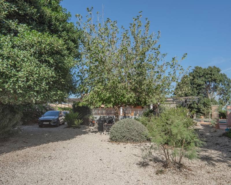 3 slaapkamer Finca/Landhuis te koop in San Bartolome met zwembad - € 350.000 (Ref: 10023179)