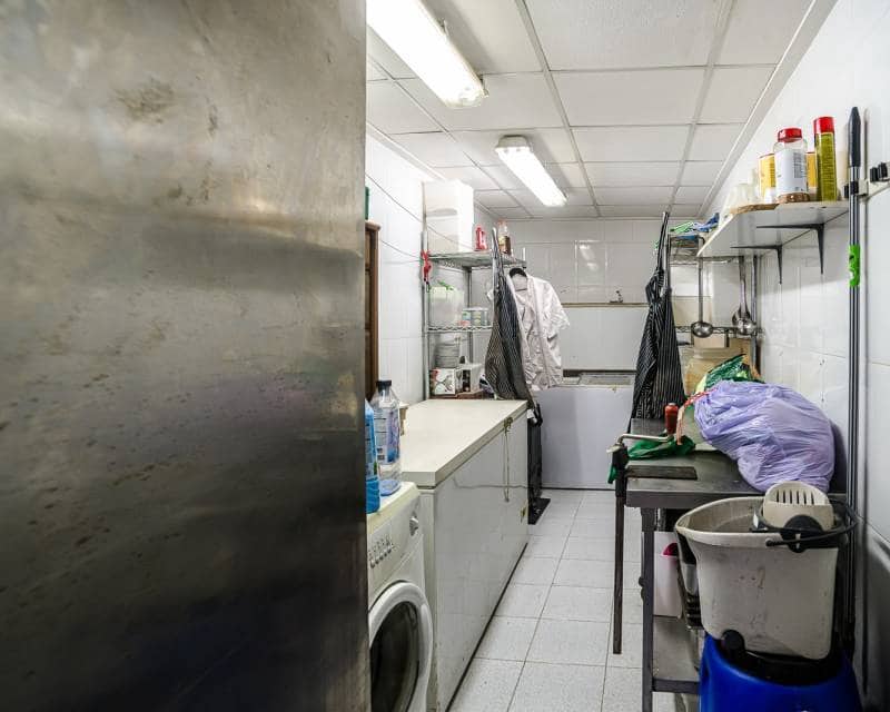 Erhverv til salg i La Veleta - € 225.000 (Ref: 10023250)