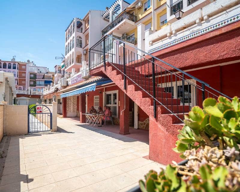 Erhverv til salg i La Veleta - € 225.000 (Ref: 10023250)