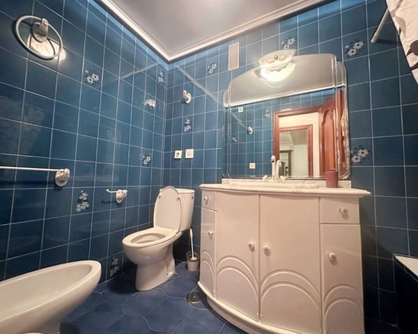 4 soveværelse Lejlighed til salg i Centro - Muelle Pesquero, Torrevieja - € 255.000 (Ref: 10023251)