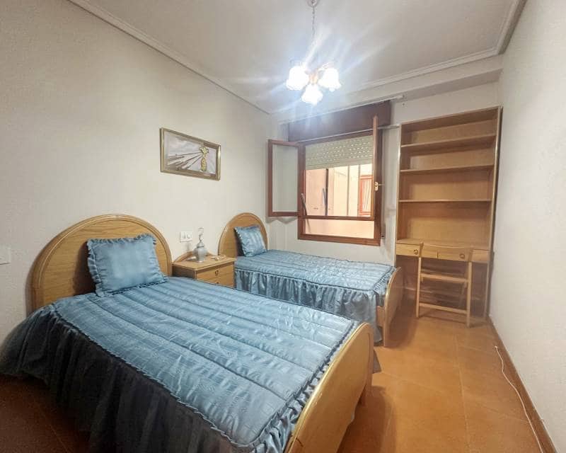 4 soveværelse Lejlighed til salg i Torrevieja - € 255.000 (Ref: 10023251)