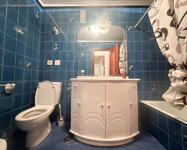 4 soveværelse Lejlighed til salg i Centro - Muelle Pesquero, Torrevieja - € 255.000 (Ref: 10023251)