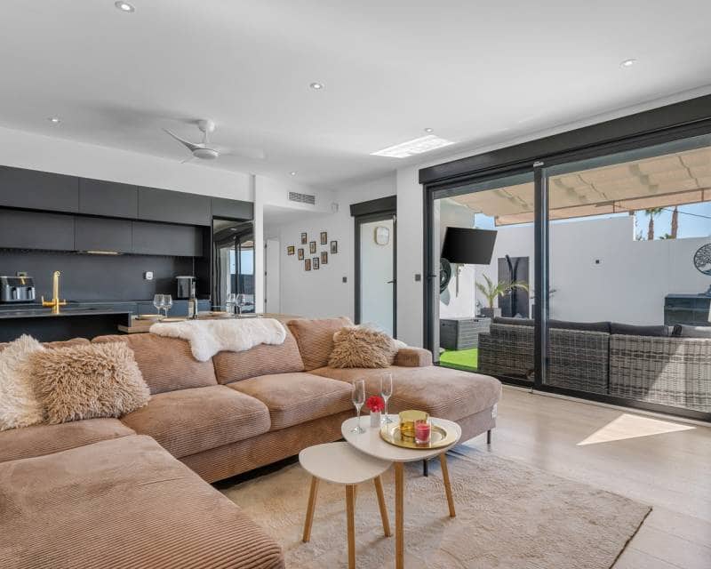 4 slaapkamer Villa te koop in Fortuna met zwembad - € 355.000 (Ref: 10023252)