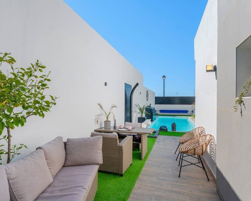 4 slaapkamer Villa te koop in Fortuna met zwembad - € 355.000 (Ref: 10023252)
