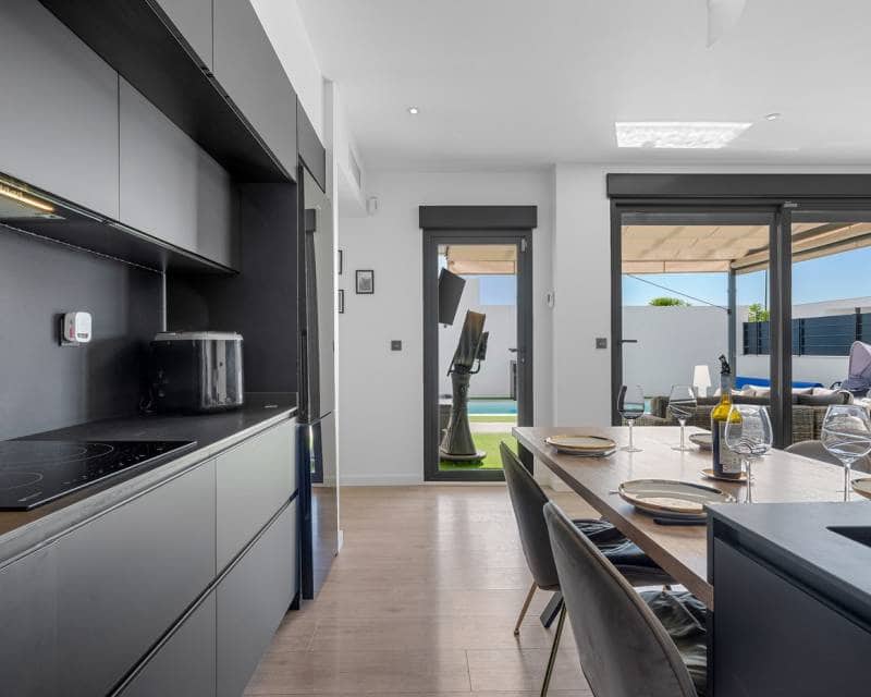 4 slaapkamer Villa te koop in Fortuna met zwembad - € 355.000 (Ref: 10023252)