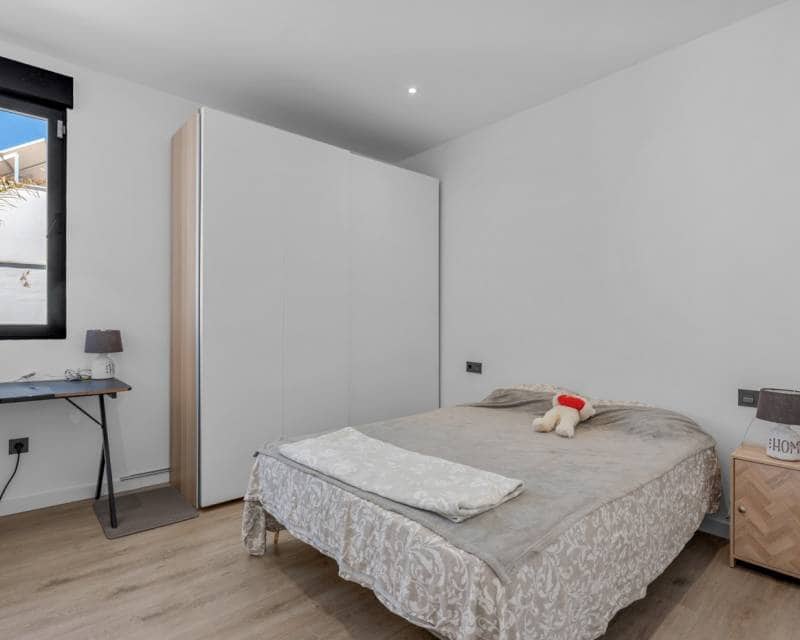 4 slaapkamer Villa te koop in Fortuna met zwembad - € 355.000 (Ref: 10023252)