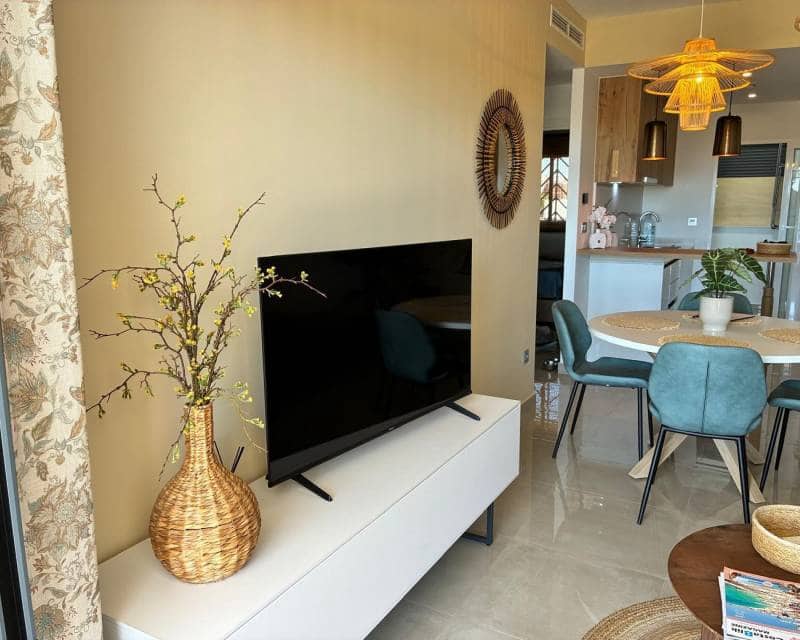 Apartamento de 2 habitaciones en Pilar de la Horadada en venta con piscina - 289.000 € (Ref: 10023382)