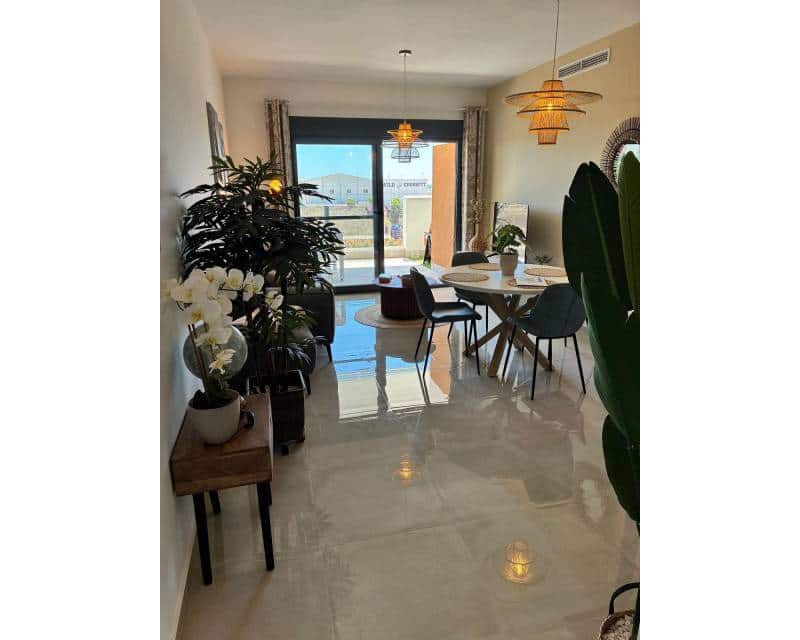 Apartamento de 2 habitaciones en Pilar de la Horadada en venta con piscina - 289.000 € (Ref: 10023382)