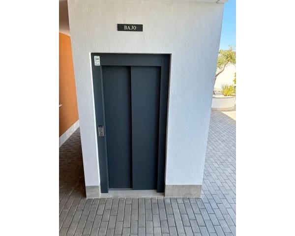 2 slaapkamer Appartement te koop in Pilar de la Horadada ciudad, Pilar de la Horadada met zwembad - € 289.000 (Ref: 10023382)