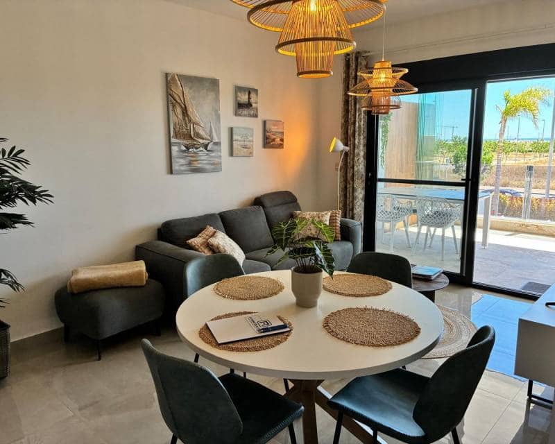 Apartamento de 2 habitaciones en Pilar de la Horadada en venta con piscina - 289.000 € (Ref: 10023382)