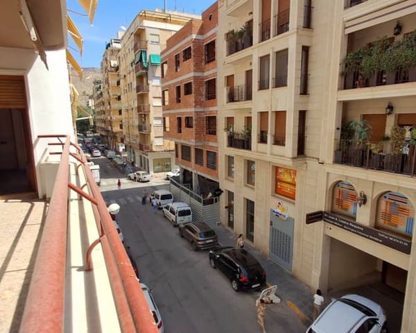 4 bedroom Apartment for sale in Orihuela ciudad, Orihuela - € 220,000 (Ref: 10023384)