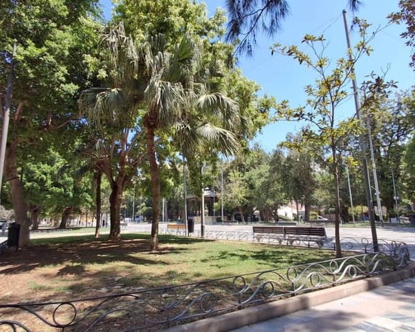 4 bedroom Apartment for sale in Orihuela ciudad, Orihuela - € 220,000 (Ref: 10023384)