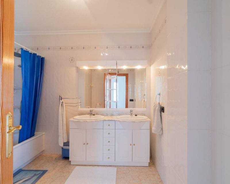 2 bedroom Villa for sale in Playa Flamenca with pool - € 264,000 (Ref: 10024465)