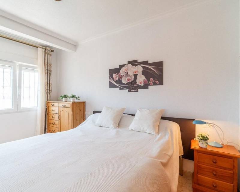 2 bedroom Villa for sale in Playa Flamenca with pool - € 264,000 (Ref: 10024465)
