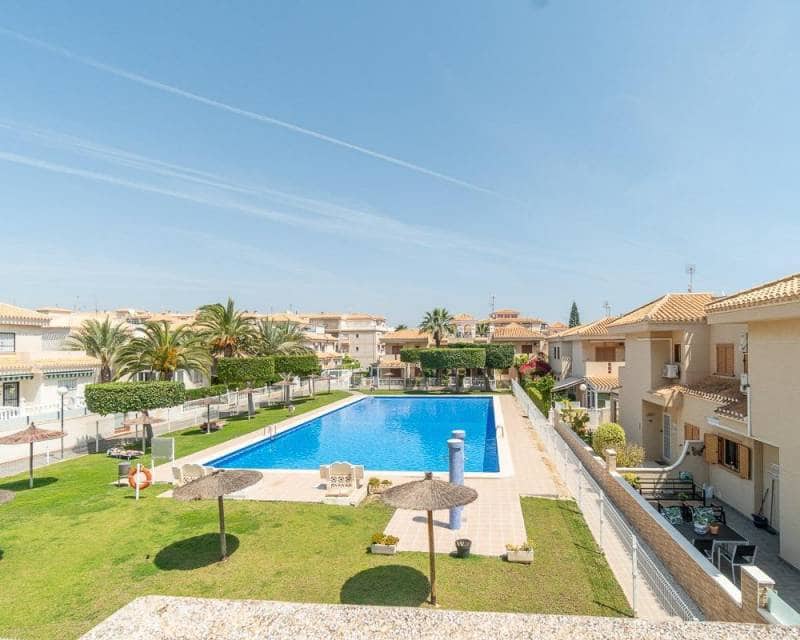 2 bedroom Villa for sale in Playa Flamenca with pool - € 264,000 (Ref: 10024465)