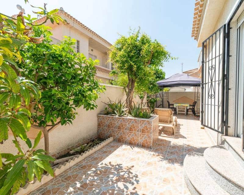 2 bedroom Villa for sale in Playa Flamenca with pool - € 264,000 (Ref: 10024465)