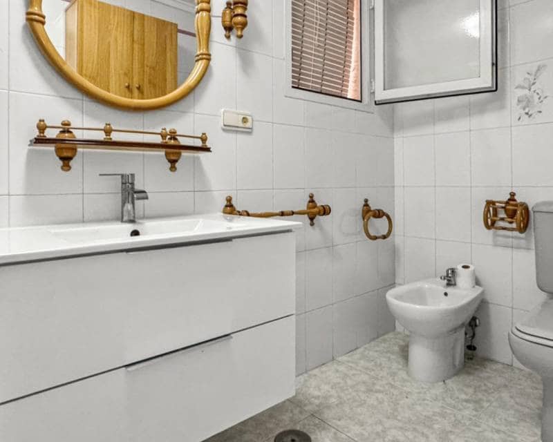 Apartamento de 3 habitaciones en Torrevieja en venta - 375.000 € (Ref: 10024466)