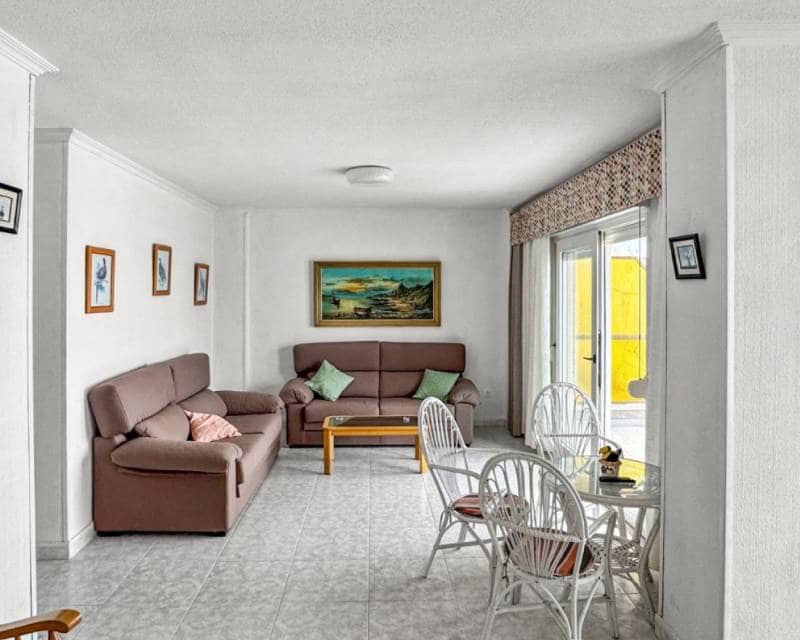 Apartamento de 3 habitaciones en Torrevieja en venta - 375.000 € (Ref: 10024466)