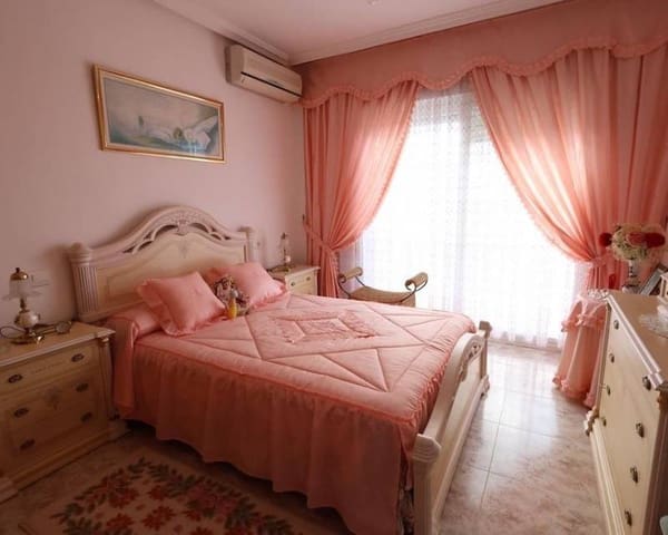 5 camera da letto Villa in vendita in Las Filipinas con piscina - 830.000 € (Rif: 10024640)