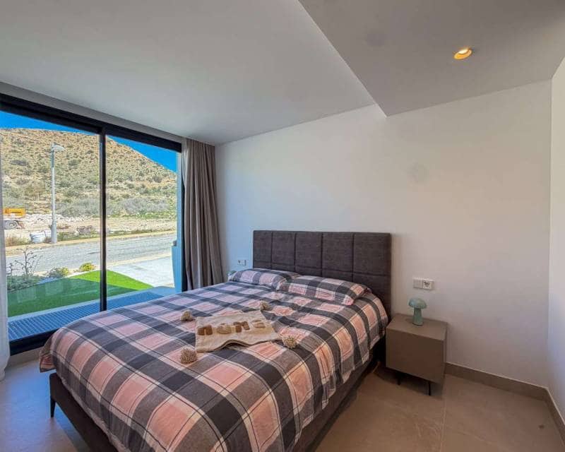 5 slaapkamer Villa te koop in Monforte del Cid met zwembad - € 749.000 (Ref: 10024641)