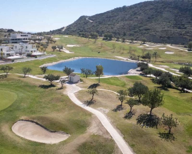 5 slaapkamer Villa te koop in Monforte del Cid met zwembad - € 749.000 (Ref: 10024641)