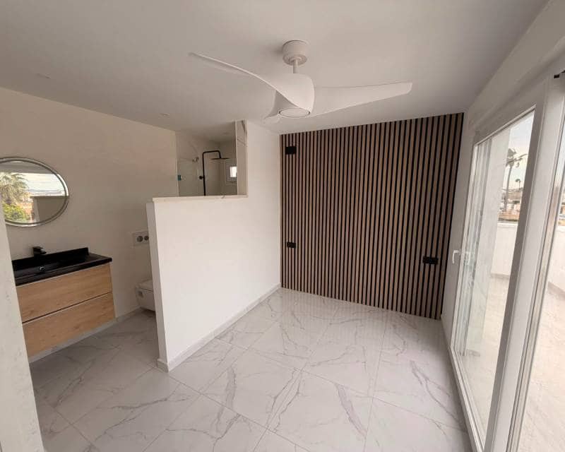 3 makuuhuone Huvila myytävänä paikassa La Siesta mukana uima-altaan - 470 000 € (Ref: 10024642)