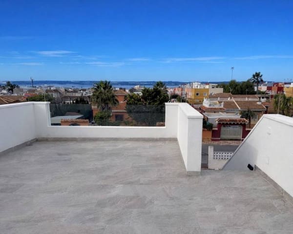 3 quarto Moradia para venda em La Siesta, Torrevieja com piscina - 470 000 € (Ref: 10024642)